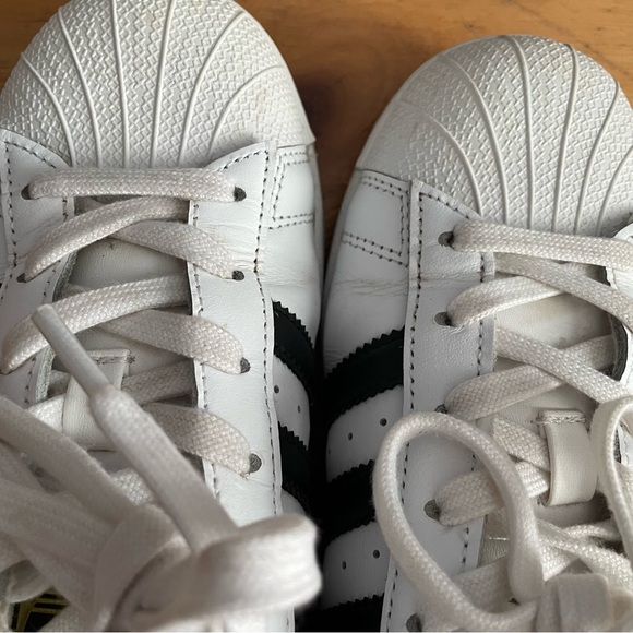 Adidas Original Superstar White Leather Three Stripe Sneakers Black Women's 6 - Picture 7 of 11